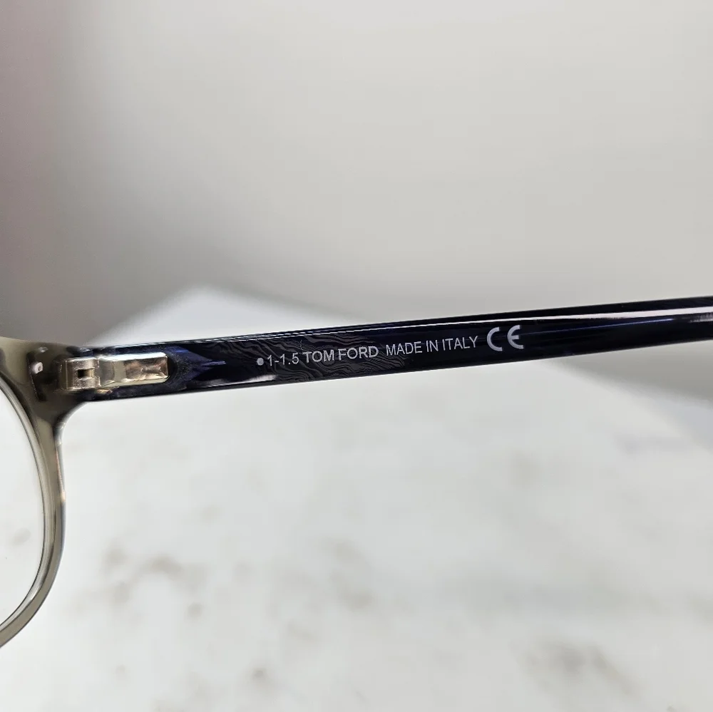 TOM FORD 53 mm Women's crystal‎ gray round eyeglasses frames